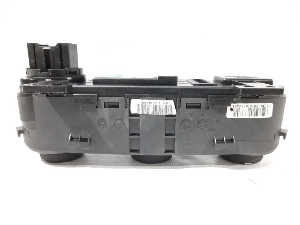 Forte Кнопки керування клімат-контролем Kia Forte 2017-2018 97250B0AA0M15 Kia Forte 4