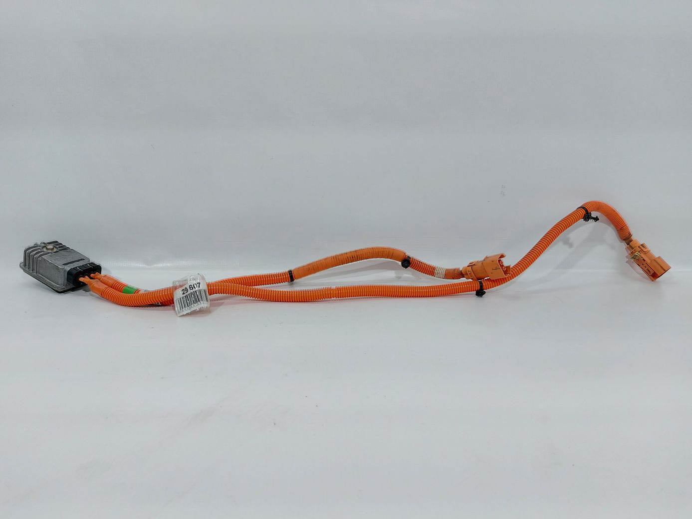 Volt. Кабель плюсовий АКБ Chevrolet Volt 2011-2015 22827025 Chevrolet Volt