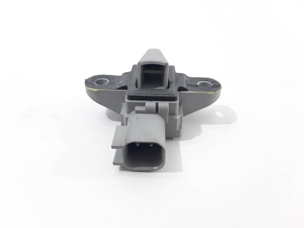 Kizashi. Датчик удару дверей передньої лівої Suzuki Kizashi 2010-2013 3893057L10 Suzuki Kizashi Kizashi. Датчик удару дверей передньої лівої Suzuki Kizashi 2010-2013 3893057L10 Suzuki Kizashi