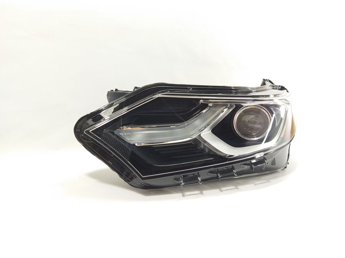 Фары головного света Фара передняя левая (HALOGEN) Chevrolet Equinox 2017-2020 84258447 Chevrolet Equinox 2