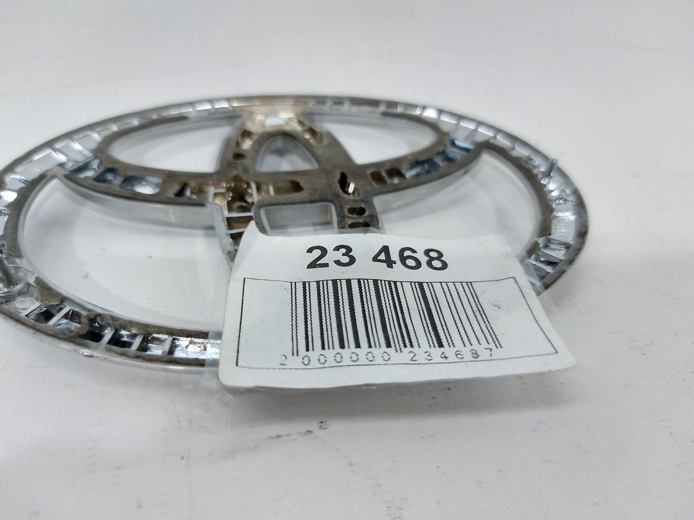 Sienna Емблема капота Toyota SIENNA 2014-2019 7544108020 Toyota SIENNA 4 Sienna Емблема капота Toyota SIENNA 2014-2019 7544108020 Toyota SIENNA 4