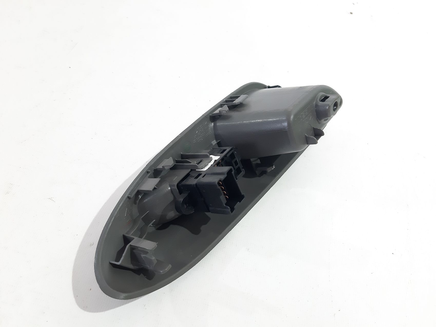 Juke Кнопка склопідйомника двері задньої лівої Nissan Juke 2011-2017 829611KA1A Nissan Juke 3 Juke Кнопка склопідйомника двері задньої лівої Nissan Juke 2011-2017 829611KA1A Nissan Juke 3