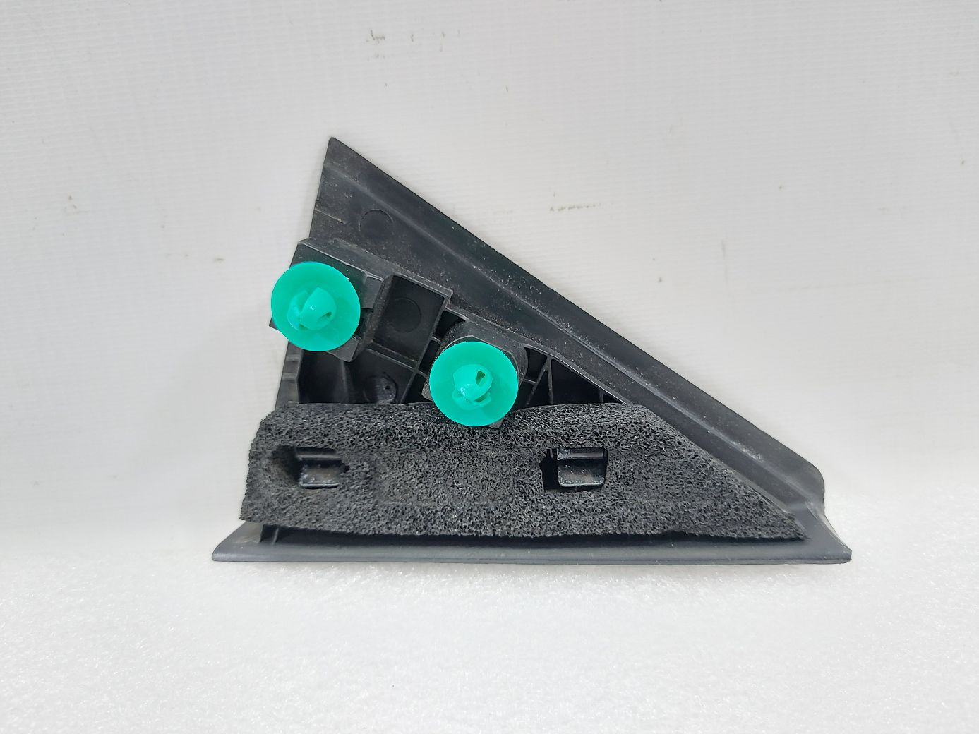 Optima Уголок двери задней правой внутренний Kia Optima 2016-2020 83920D4000WK Kia Optima 2