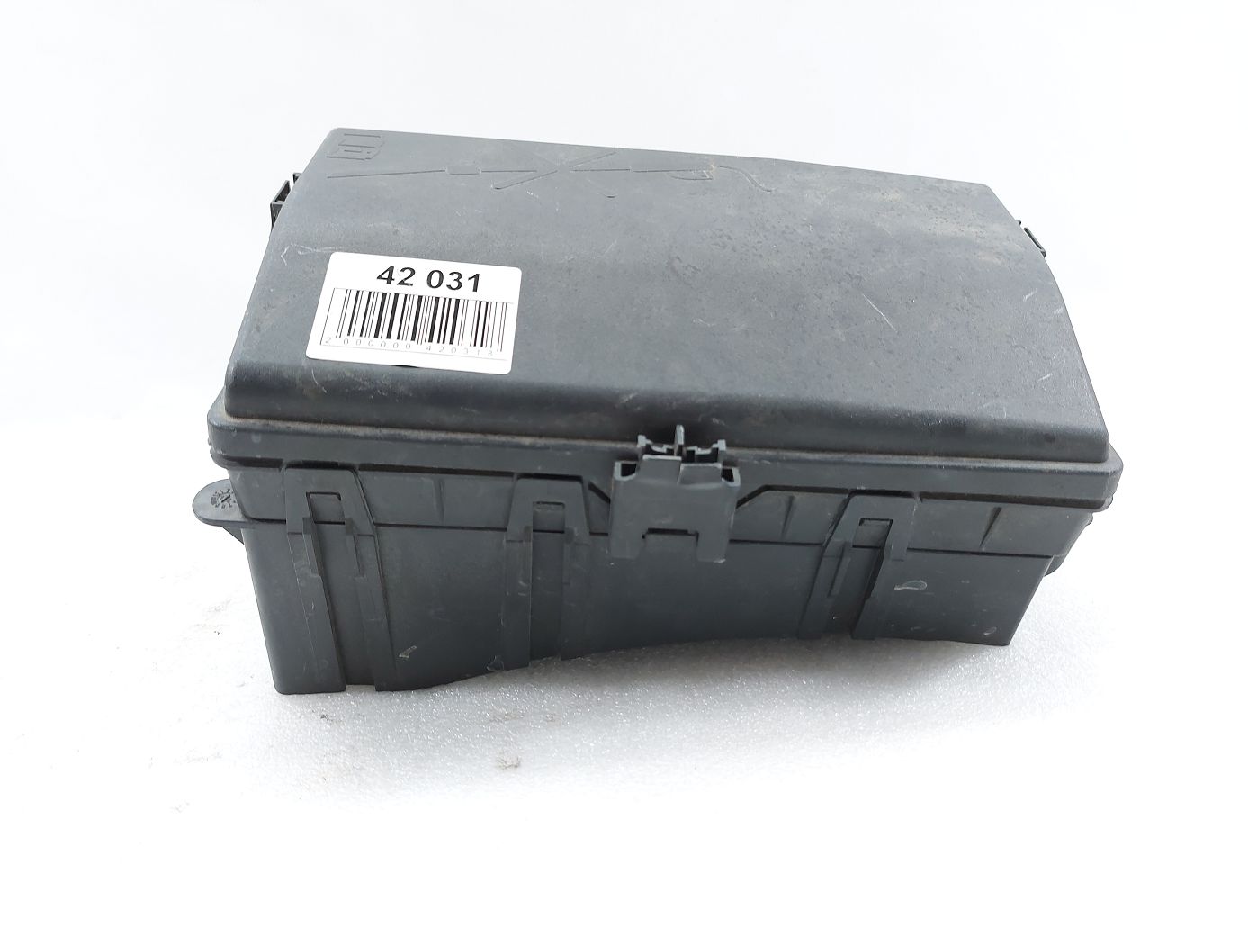 Regal Корпус блока предохранителей Buick Regal `14-17 Buick Regal 4