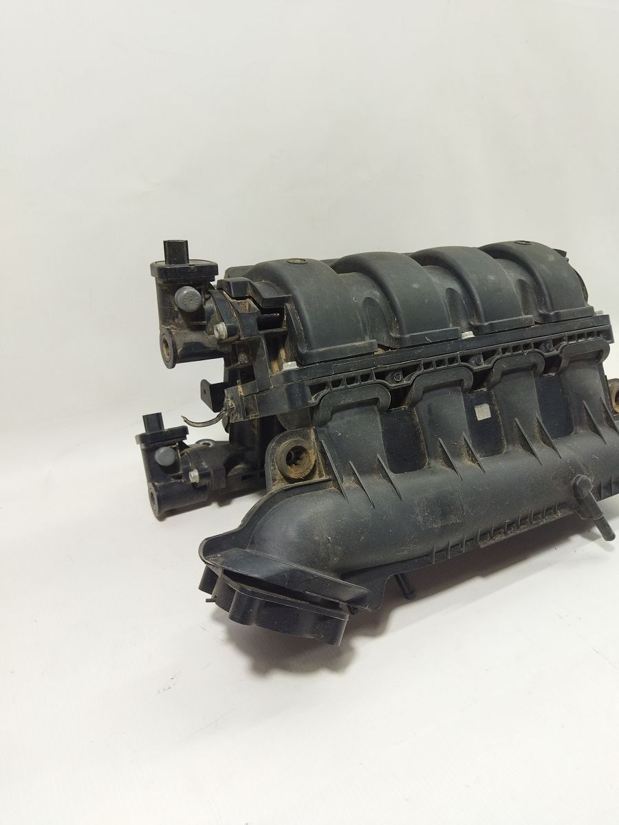 Sentra Колектор впускний Nissan Sentra 2013-2019 140013RC6A Nissan Sentra 2