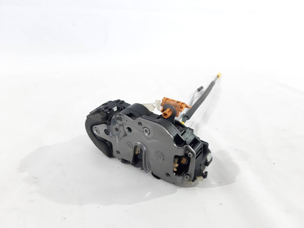 Malibu. Привід замка двері передньої правої Chevrolet Malibu 2013-2018 13579723 Chevrolet Malibu Malibu. Привід замка двері передньої правої Chevrolet Malibu 2013-2018 13579723 Chevrolet Malibu