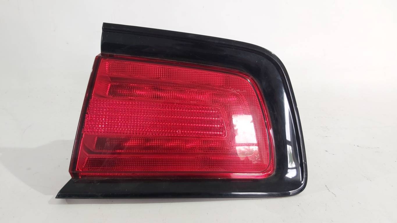 Charger Ліхтар задній правий Dodge Charger 2011-2014 57010414AE Dodge Charger 8