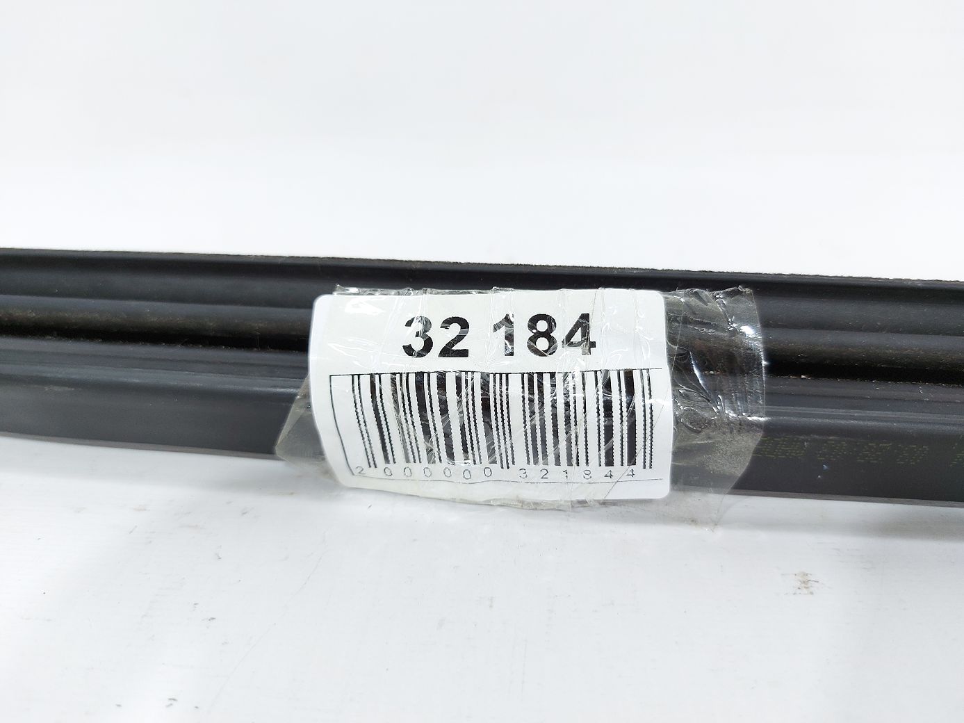 Journey Уплотнитель стекла внутренний двери передней правой Dodge Journey 2011-2020 5076874AC Dodge Journey 4