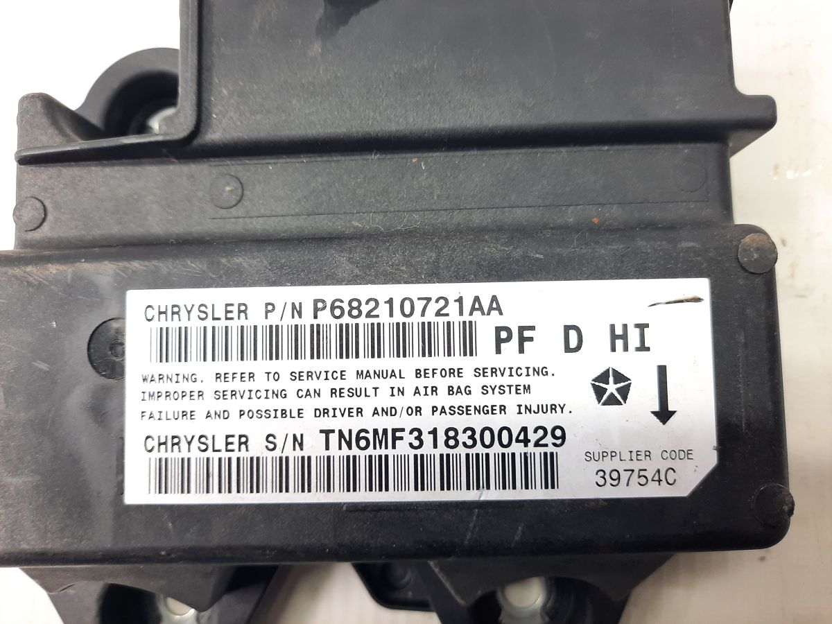 Dart Блок управления Air Bag (не рабочий) Dodge Dart 2013-2015 68245834AA Dodge Dart 10