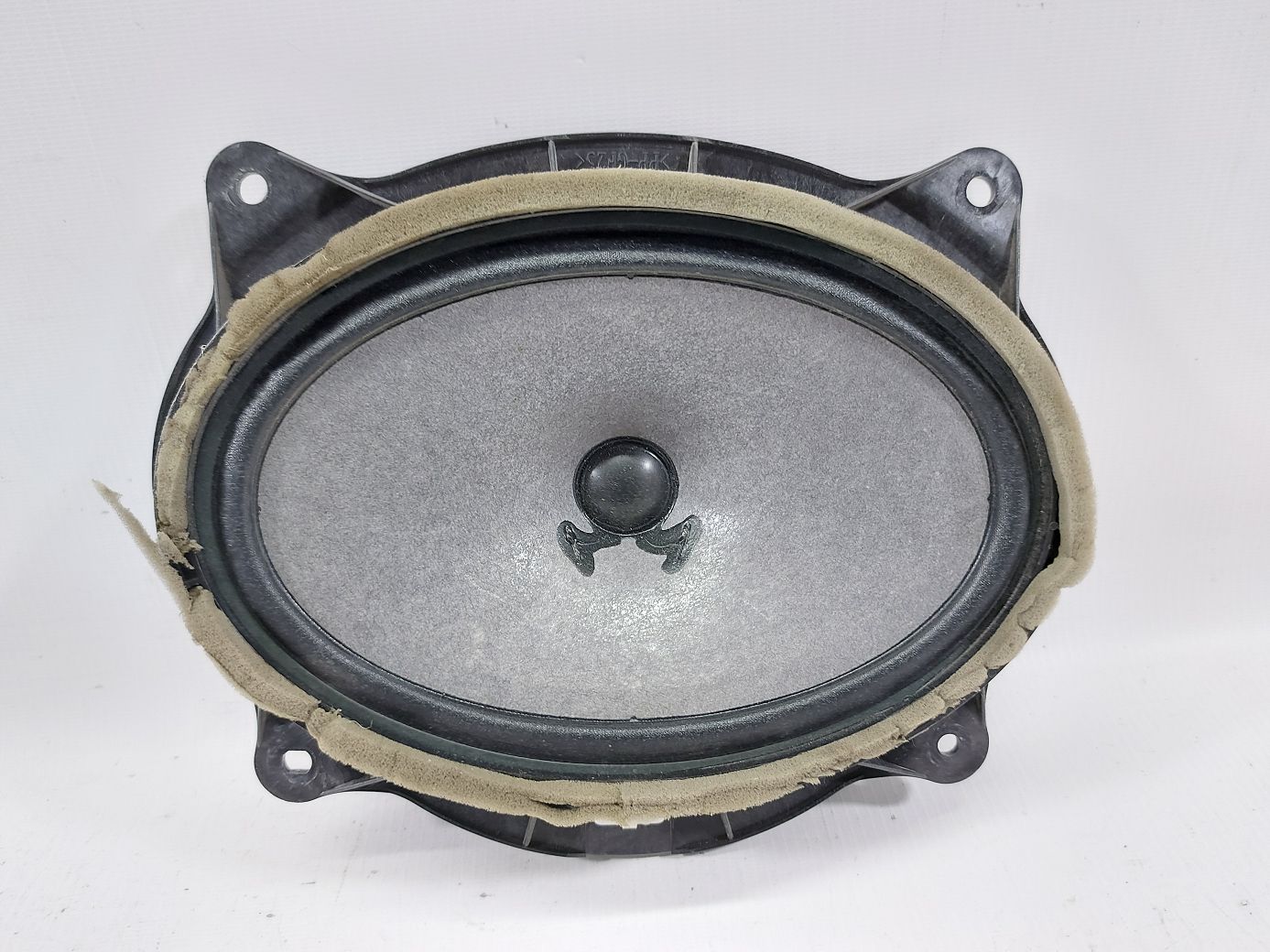 Focus. Динамик двери задней правой Ford Focus 2012-2014 CV6Z18808F Ford Focus