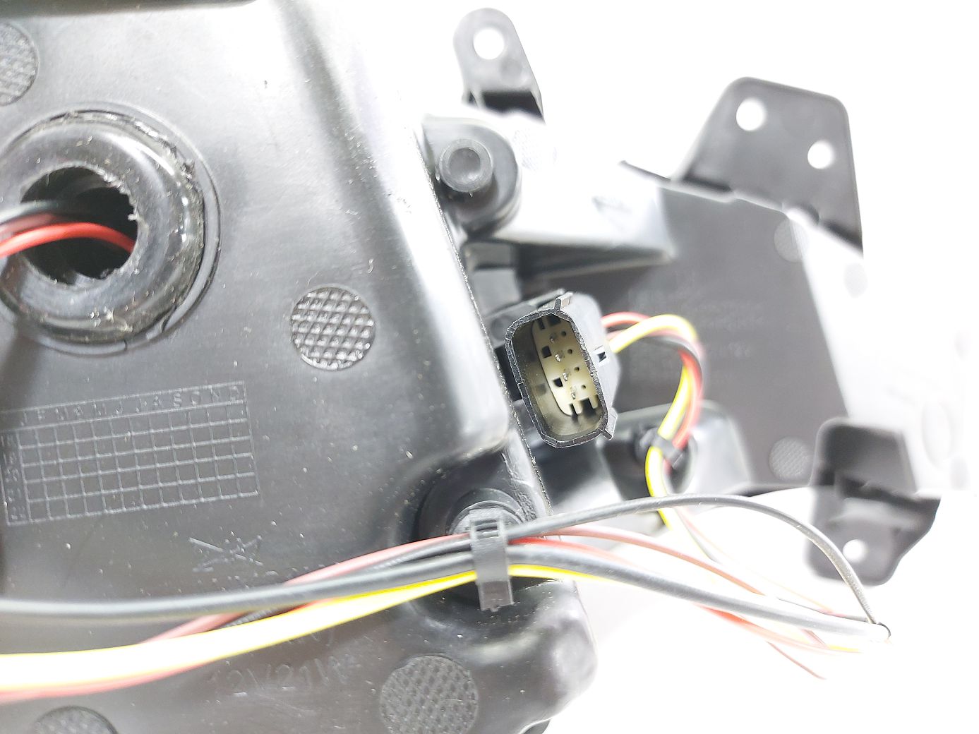 Противотуманные фары и дхо Дневной ходовой огонь левый Chevrolet Malibu 2019-2021 84575553 Chevrolet Malibu 6 Противотуманные фары и дхо Дневной ходовой огонь левый Chevrolet Malibu 2019-2021 84575553 Chevrolet Malibu 6