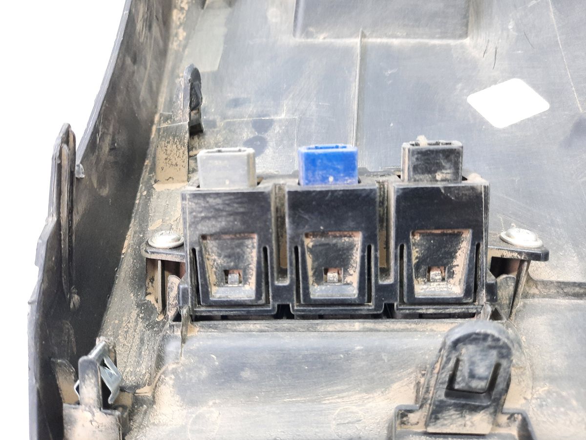 Sentra Накладка торпеди нижня ліва Nissan Sentra 2013-2017 689623SG0A Nissan Sentra 6