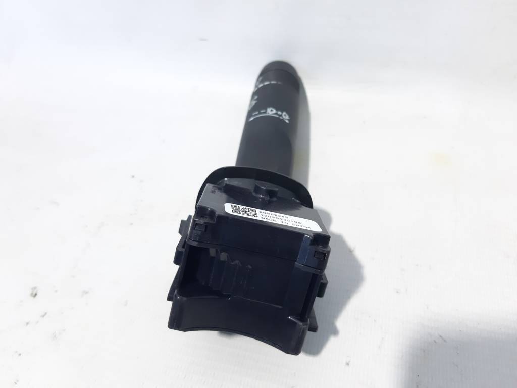 Volt Перемикач склоочисника підкермовий Chevrolet Volt 2011-2015 84489119 Chevrolet Volt 3 Volt Перемикач склоочисника підкермовий Chevrolet Volt 2011-2015 84489119 Chevrolet Volt 3