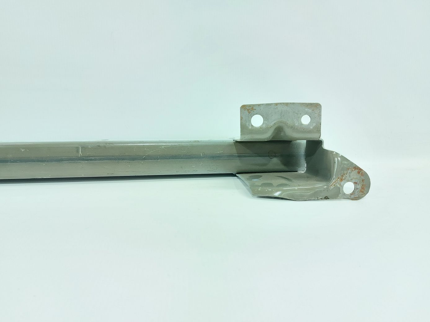 Patriot Распорка под задние сидения Jeep Patriot 2011-2017 5115657AB Jeep Patriot 9