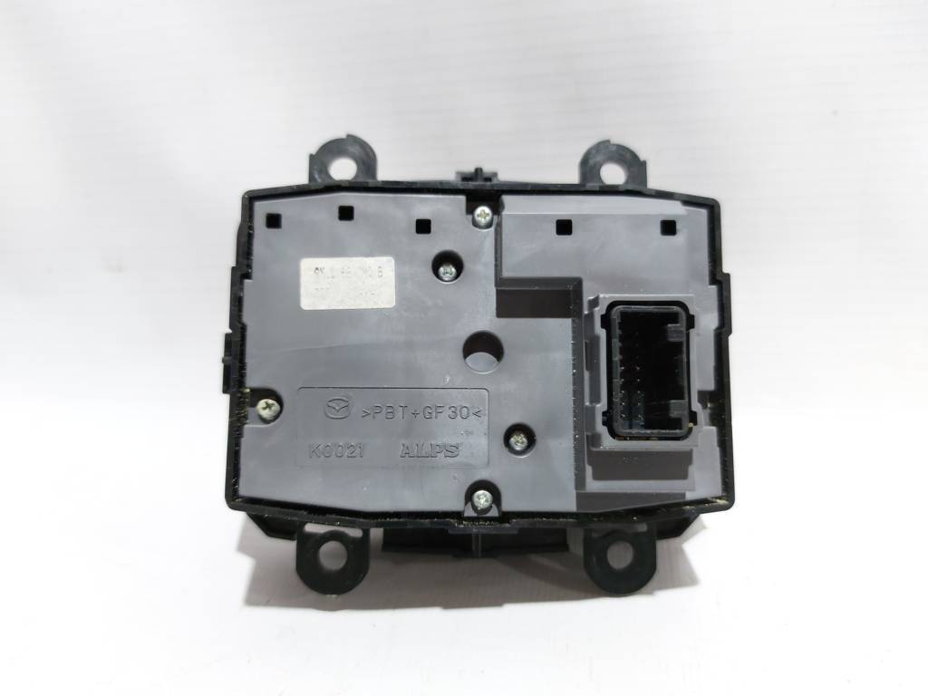 6 Кнопки керування аудіо Mazda 6 2014-2015 GKL1-66-CM0B Mazda 6 4