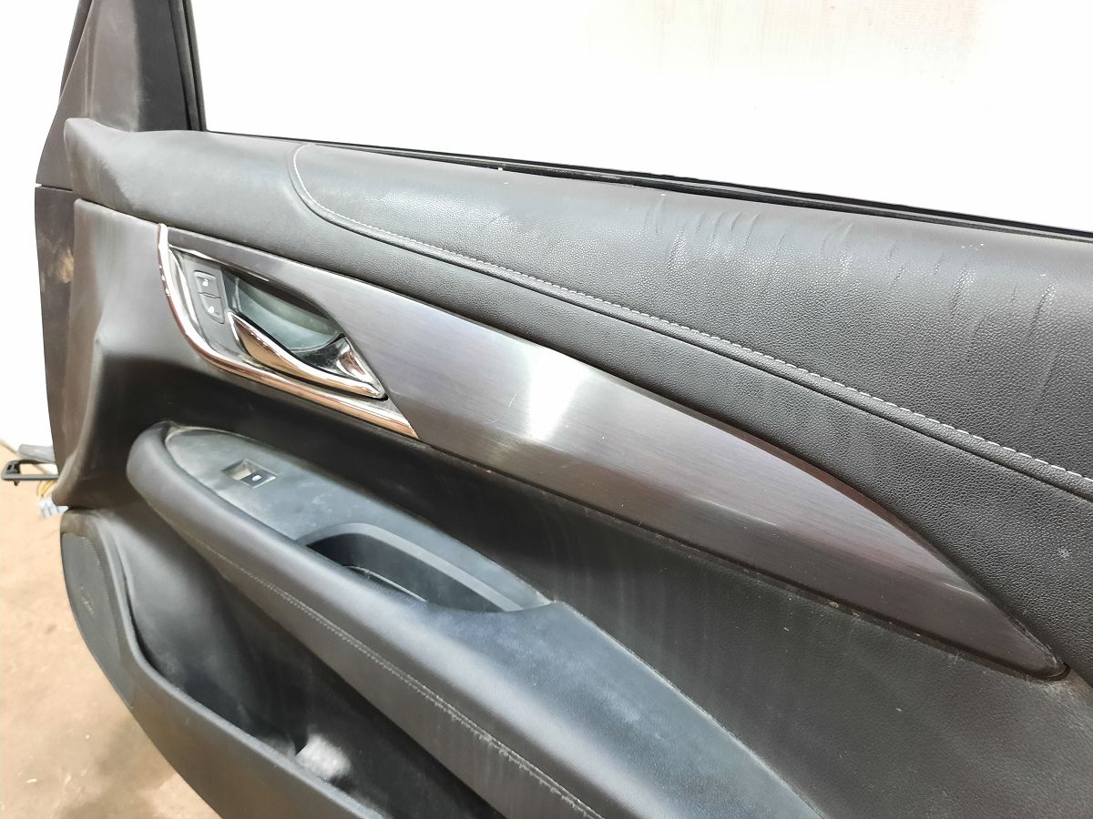 Ats Двері передні права в зборі Cadillac ATS 2013-2018 84200615 Cadillac ATS 20