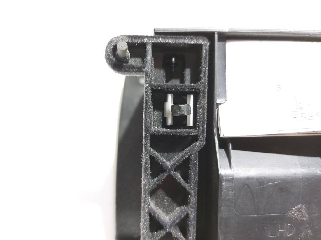 328i xdrive Бардачок BMW 328i xDrive 2006-2012 51169110541 BMW 328i xDrive 5