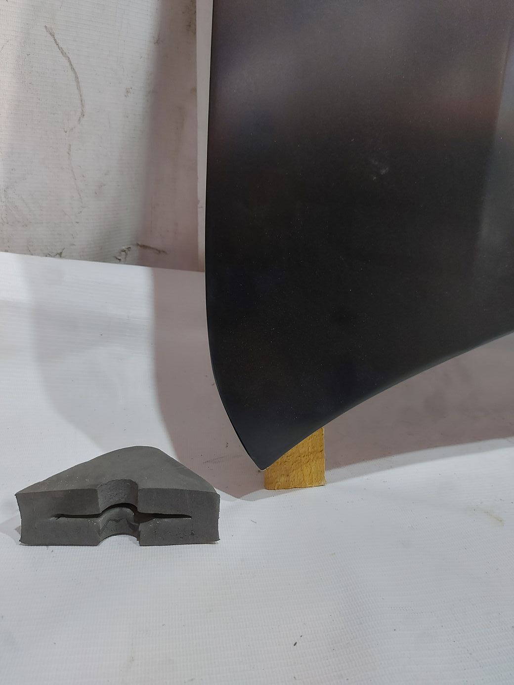 Капоти. Капот (дефект) Mitsubishi Outlander 2016-2020 5900A739 Mitsubishi Outlander Капоти. Капот (дефект) Mitsubishi Outlander 2016-2020 5900A739 Mitsubishi Outlander