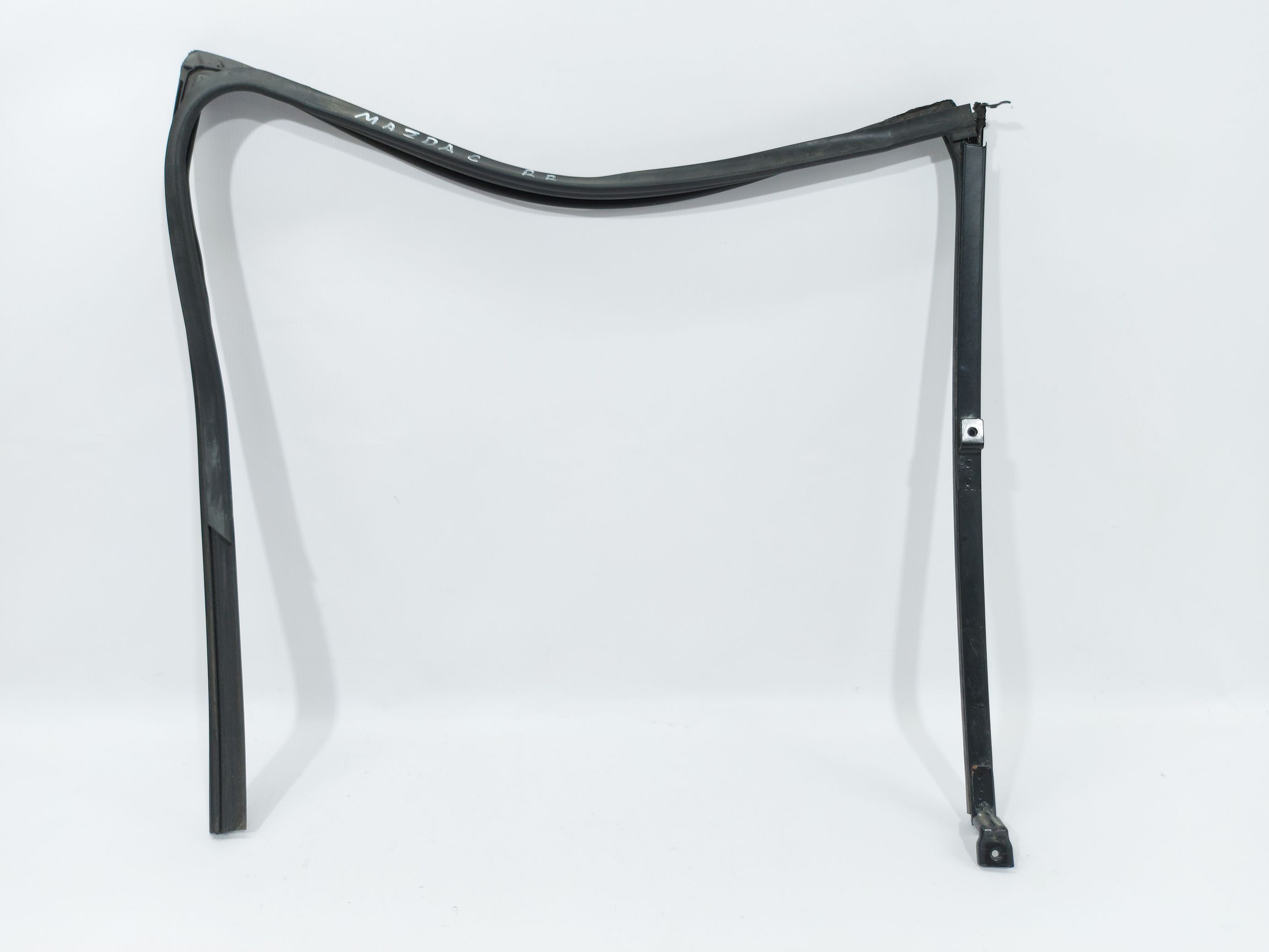 6 Уплотнитель стекла двери задней правой Mazda 6 2014-2016 GHK172605K Mazda 6 2