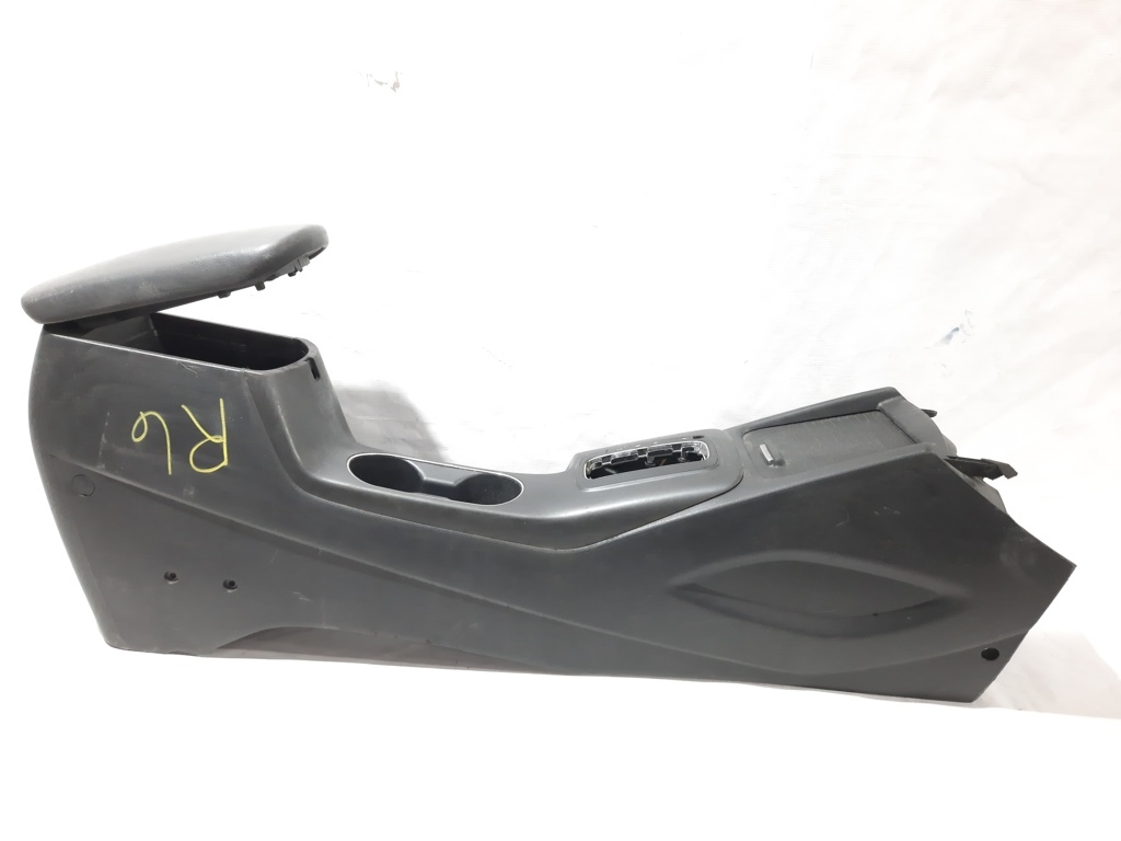 Forte. Консоль центральная Kia Forte 2014-2018 84611A7000WK Kia Forte