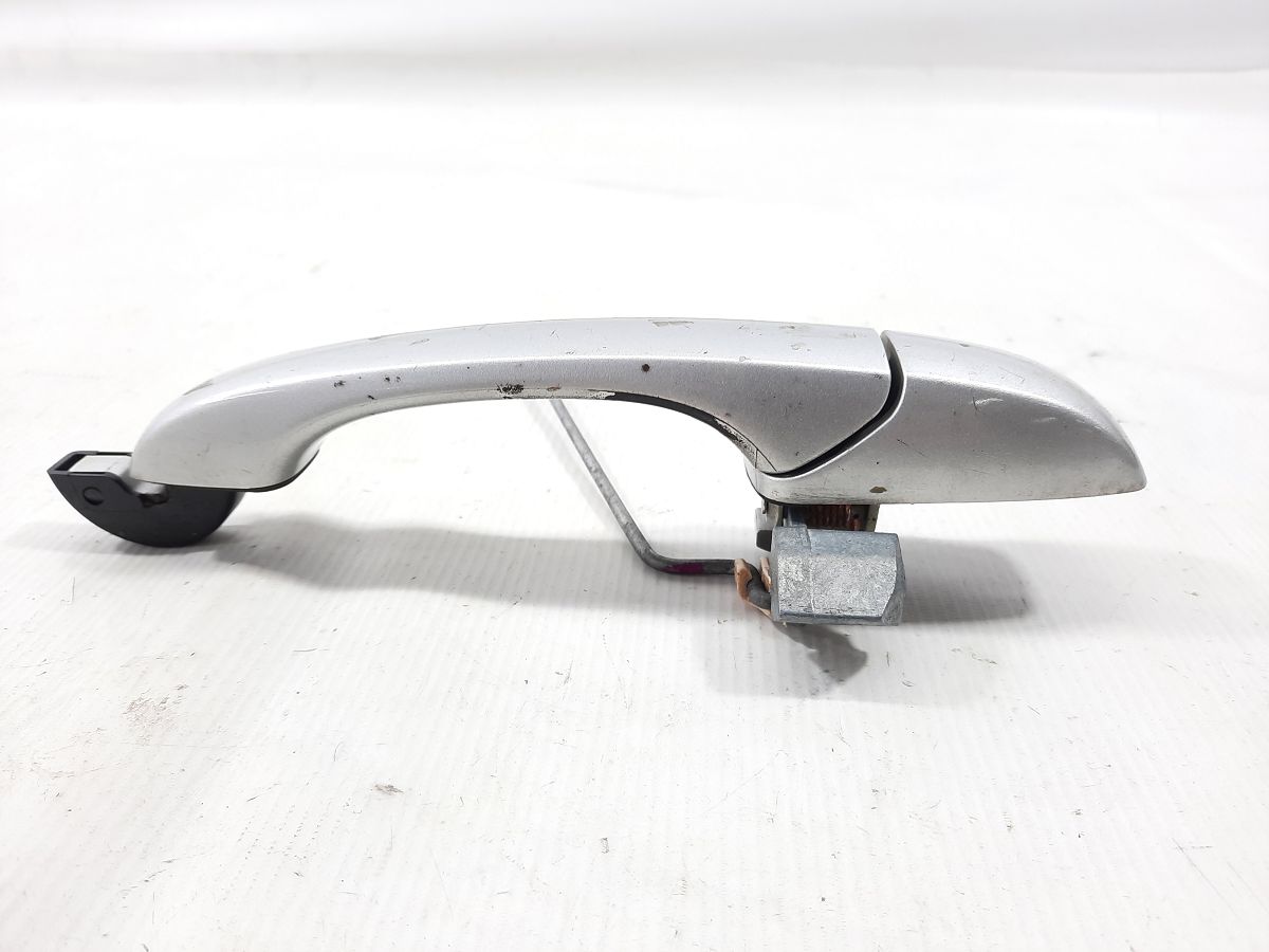 Patriot Ручка дверей передньої правої зовнішня (сіра) Jeep Patriot 2009-2017 1KT54SZ0AA Jeep Patriot 2 Patriot Ручка дверей передньої правої зовнішня (сіра) Jeep Patriot 2009-2017 1KT54SZ0AA Jeep Patriot 2