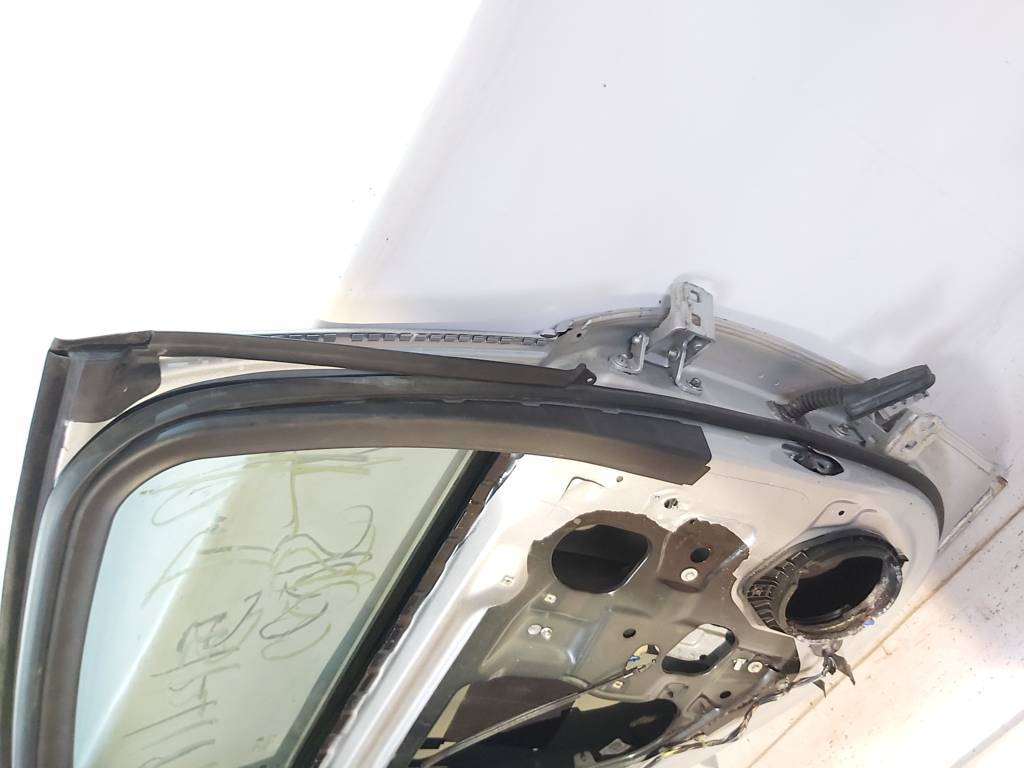 Regal Двері задні ліві в зборі Buick Regal 2011-2017 13469926 Buick Regal 9