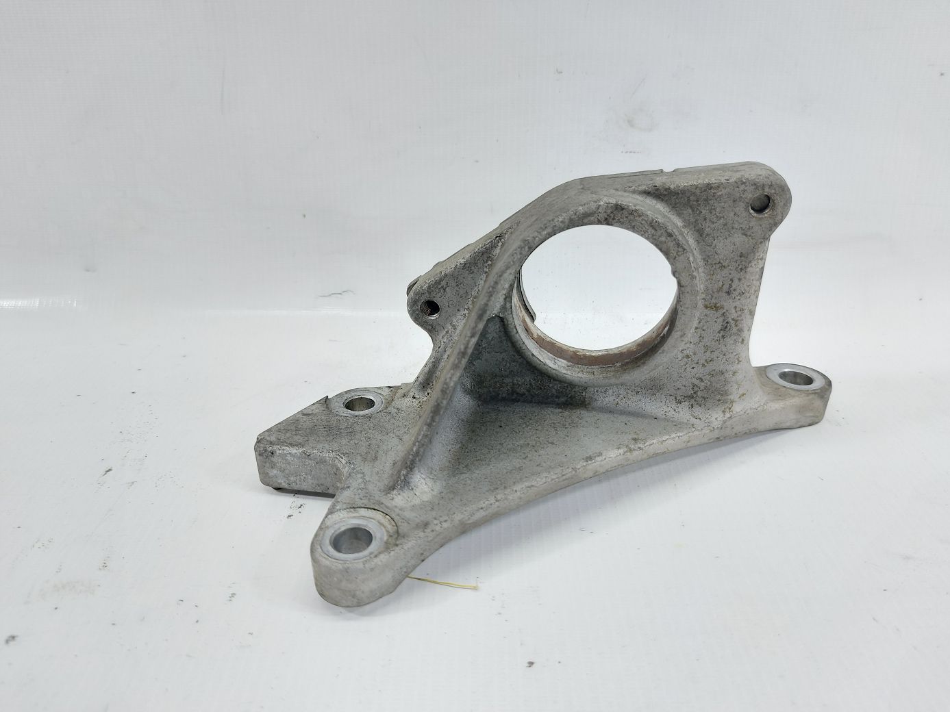 Altima Кронштейн промежуточного вала правый Nissan Altima 2014-2018 397803ТА0А Nissan Altima 3