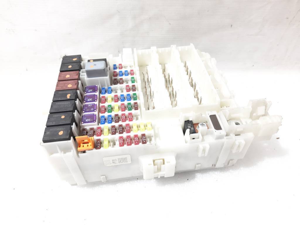 Insight Блок запобіжників салону Honda Insight 2011-2014 38200TM8A31 Honda Insight 3