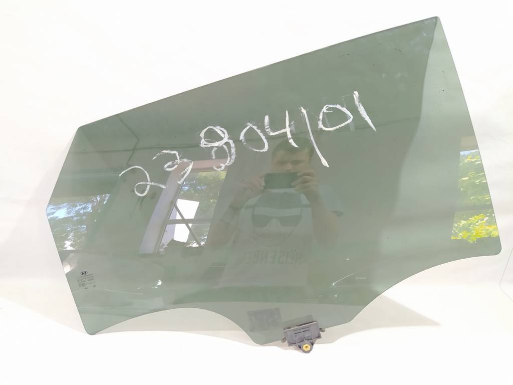 Tucson. Скло дверей задньої правої Hyundai Tucson 2009-2013 834212S000 Hyundai Tucson