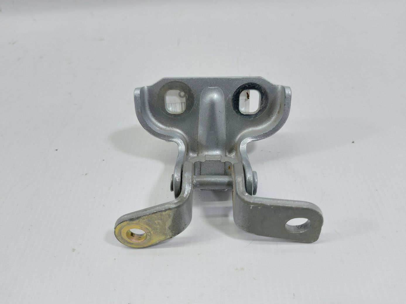 Equinox. Петля двері задньої лівої верхня Chevrolet Equinox 2010-2017 13501713 Chevrolet Equinox