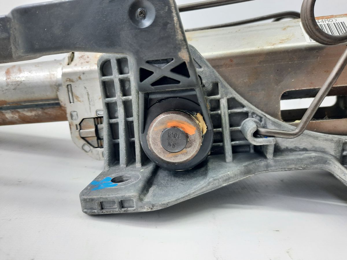 Volt Рульова колонка Chevrolet Volt 2011-2015 22817300 Chevrolet Volt 3