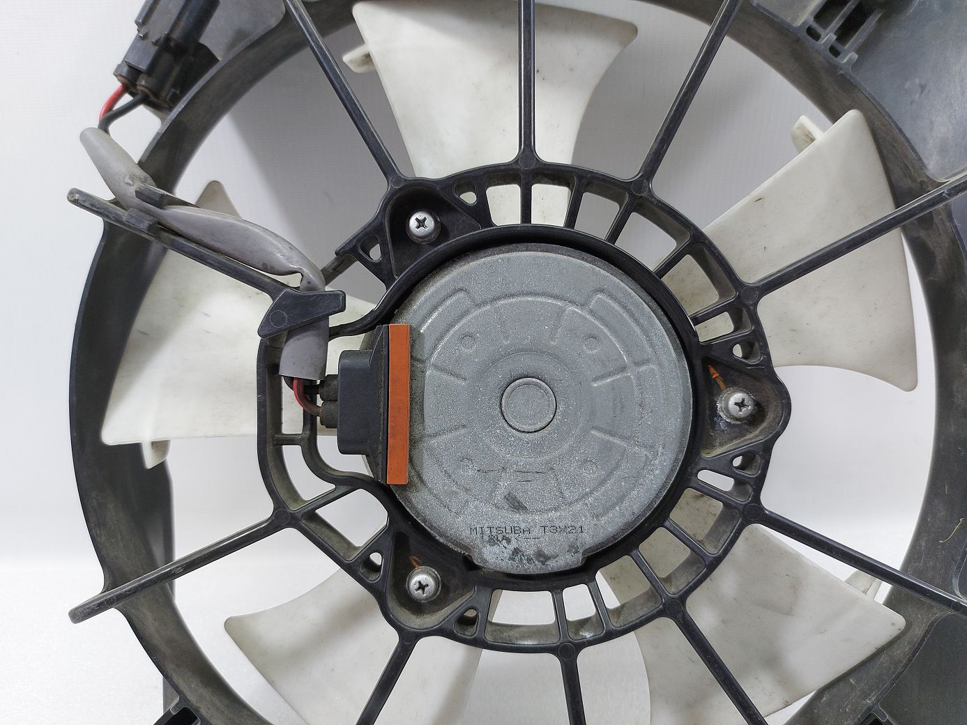 Cr-z Вентилятор системи охолодження лівий Honda CR-Z 2011-2016 38616RBJ003 Honda CR-Z 6