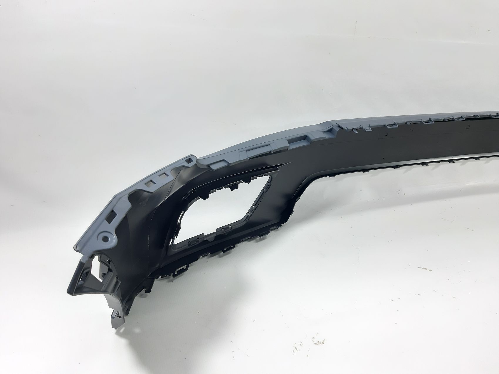 Передние бамперы Бампер передний Volkswagen Tiguan 2018-2021 5NN-807-217-GRU Volkswagen Tiguan 5