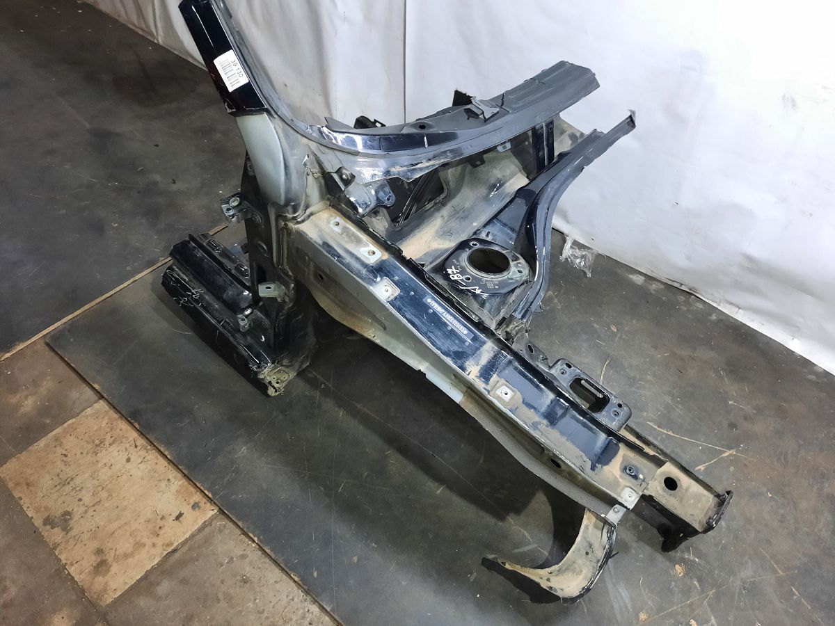 Passat s Чверть передня права Volkswagen Passat S 2012-2015 561803092A Volkswagen Passat S 3