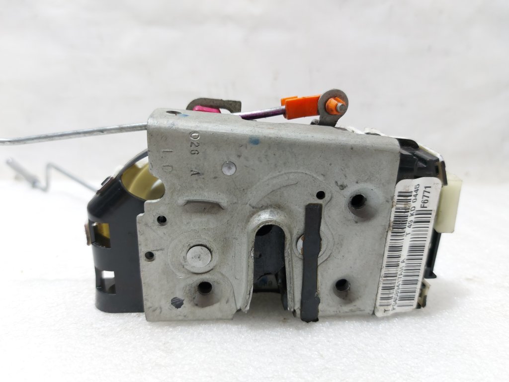 Patriot Замок двери передней левой Jeep Patriot 2010-2017 4589647AE Jeep Patriot 3 Patriot Замок двери передней левой Jeep Patriot 2010-2017 4589647AE Jeep Patriot 3