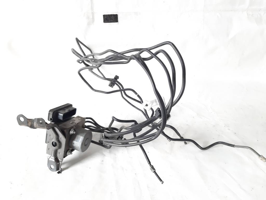 Camry. Блок ABS Toyota Camry 2015-2017 4405006280 Toyota Camry