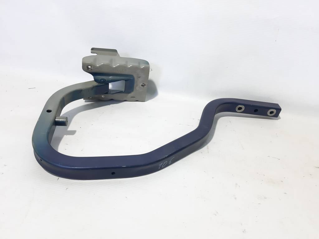 Sentra Петля кришки багажника права/ліва Nissan Sentra 2013-2019 H44003SGMA Nissan Sentra 18