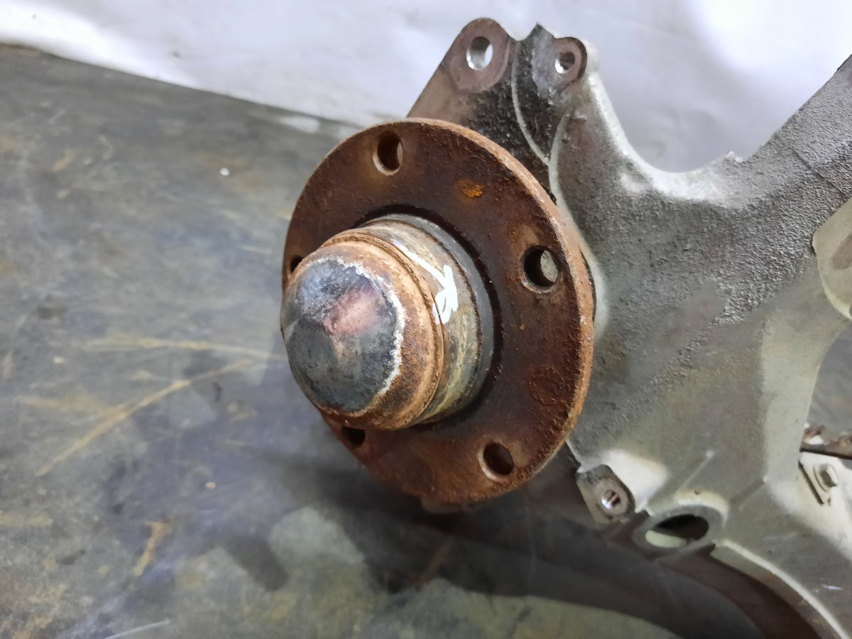 Dart Поворотний кулак задній правий ступиця Dodge Dart 2013-2014 68172480A Dodge Dart 10