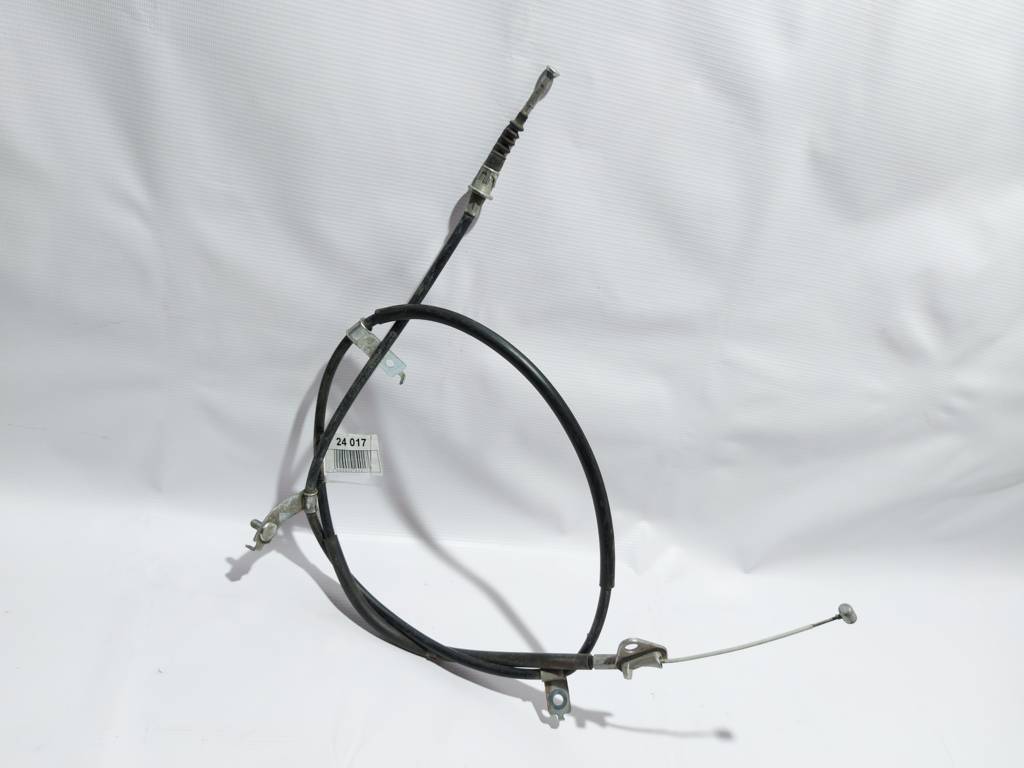 3. Трос гальма стоянки лівий Mazda 3 2014-2018 BJS744420 Mazda 3