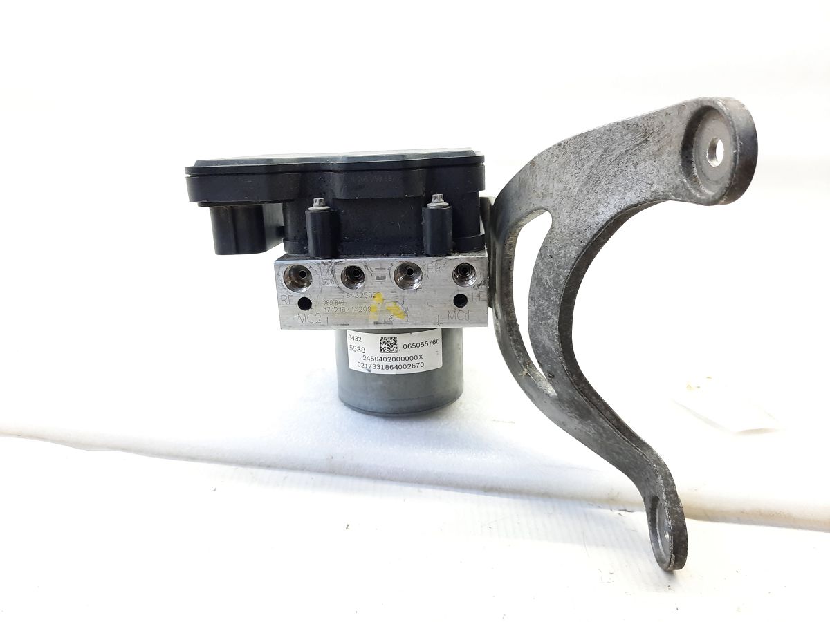 Malibu Блок ABS Chevrolet Malibu 2018 84205180 Chevrolet Malibu 5