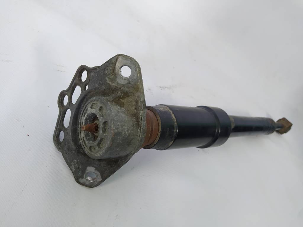 Товары с дефектами Амортизатор задний левый/правый(дефект)Chrysler 200 Limited 2015-2017 68253167AB Chrysler 200 Limited 17