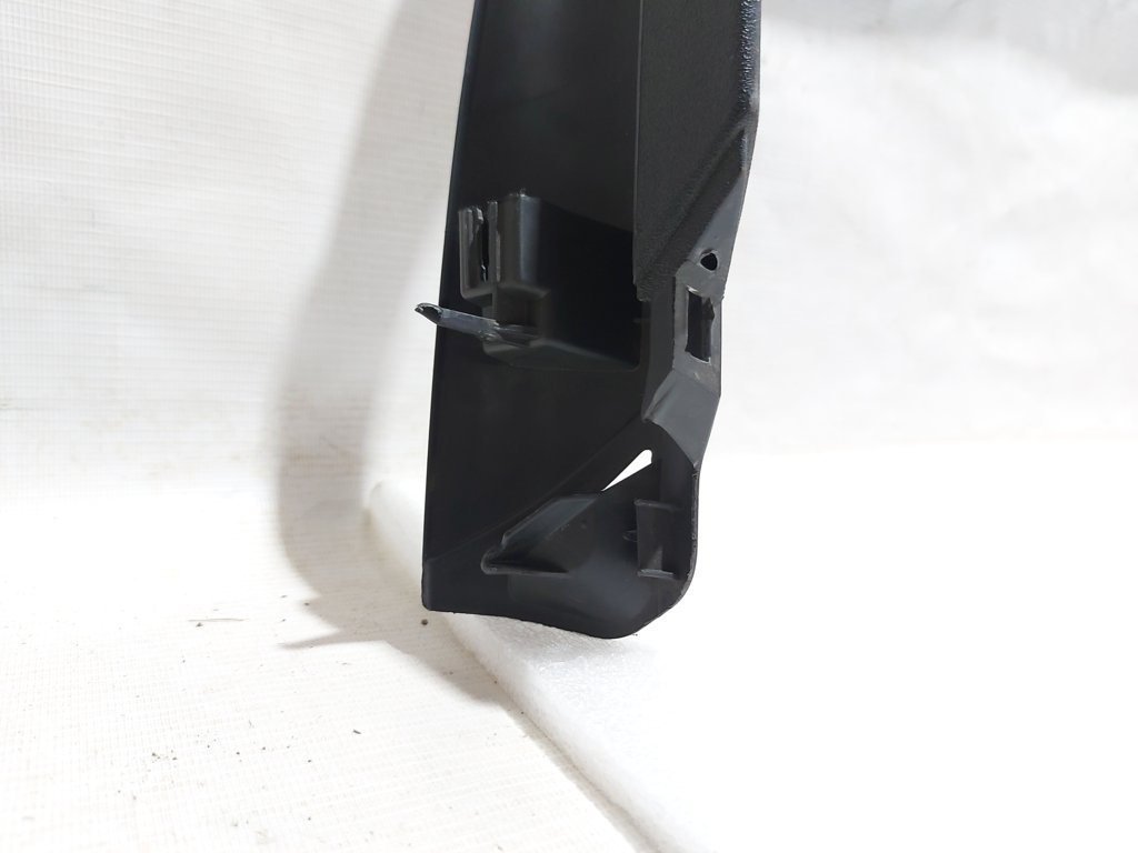 Jetta wagon Обшивка крышки багажника верхняя Volkswagen Jetta wagon 2009-2014 1K9867603A82V Volkswagen Jetta 7