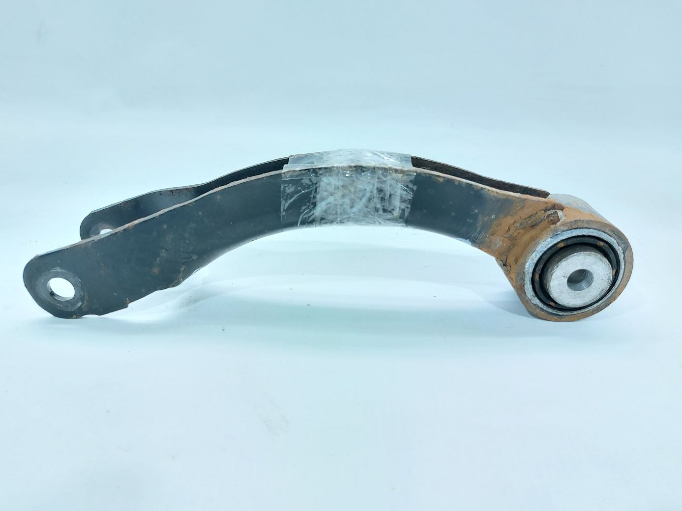 200 limited Важіль задній верхній правий/лівий Chrysler 200 Limited 2015-2017 68207620AA Chrysler 200 Limited 37