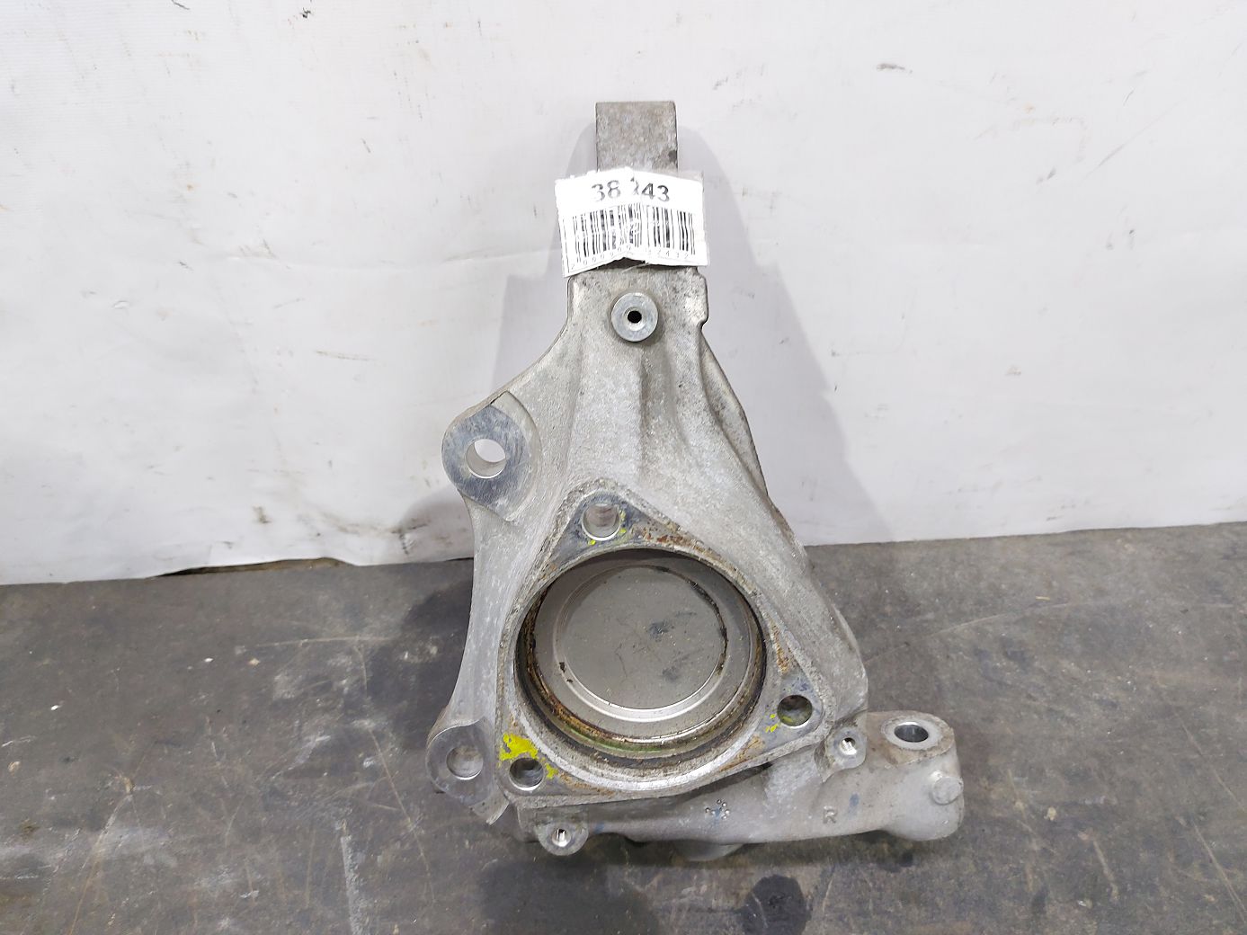 Ats. Поворотний кулак правий Cadillac ATS 2013-2018 23118084 Cadillac ATS