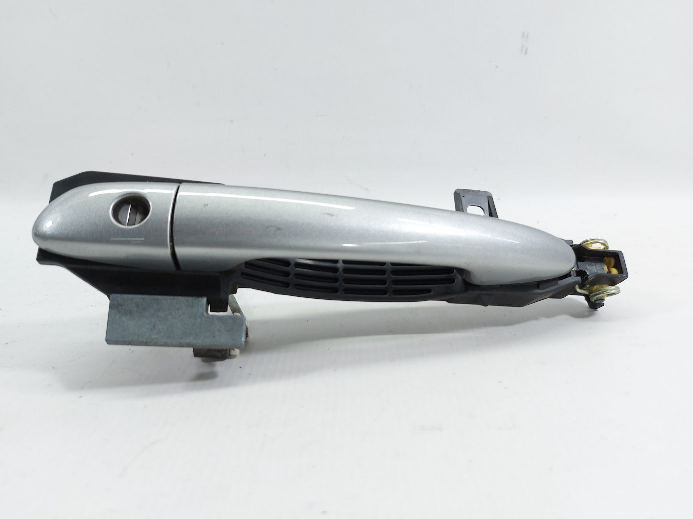 6 Ручка дверей передньої лівої зовнішня Mazda 6 2014-2017 BJS75941X27 Mazda 6 2