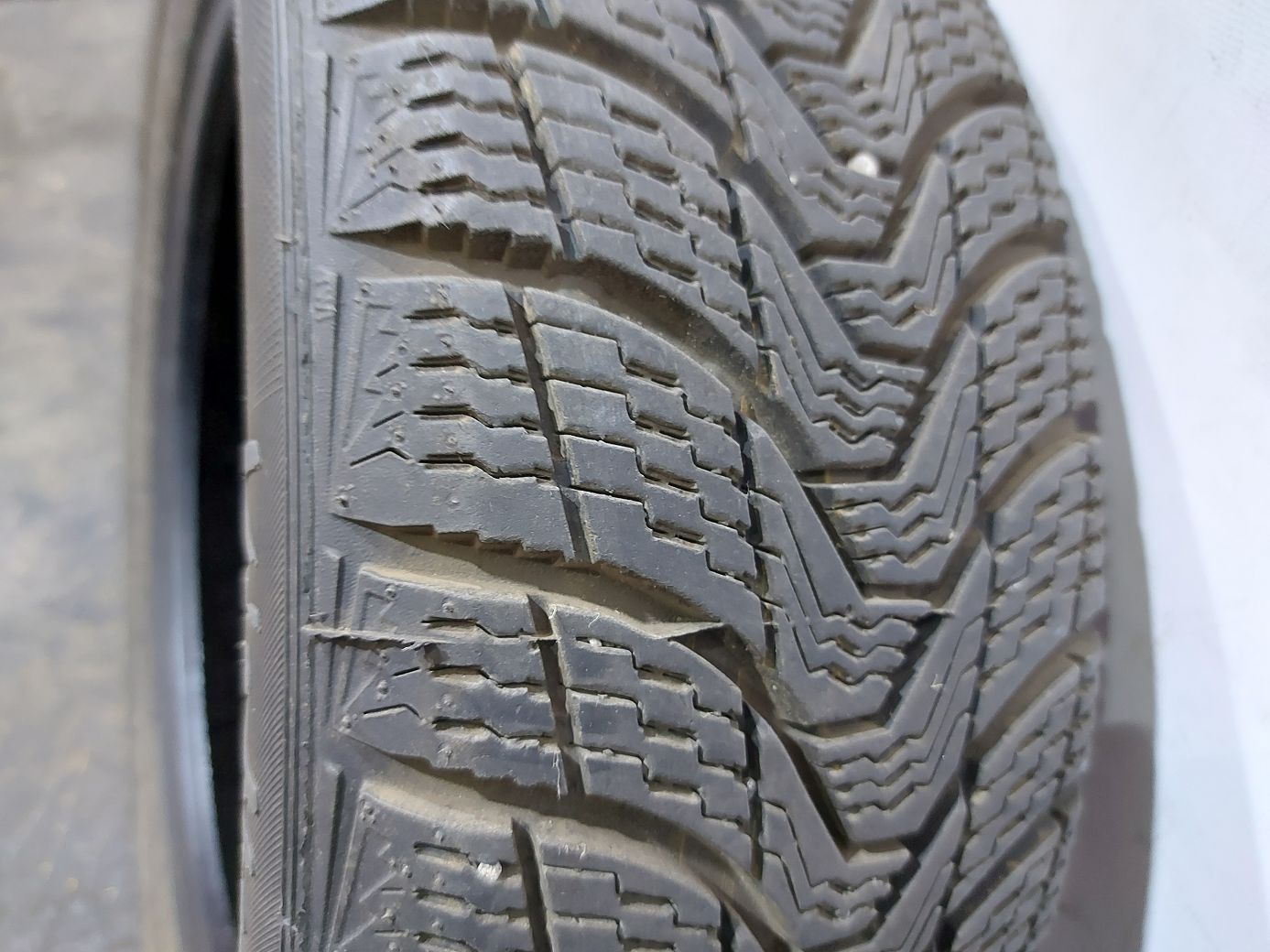 Зимние шины Гума Viamaggiore Premiorri 185/60R15 (Honda Fit) 9
