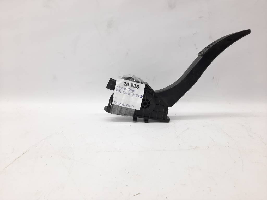 Fusion hybrid. Педаль газа Ford Fusion Hybrid 2013-2020 DG9Z9F836D Ford Fusion Hybrid