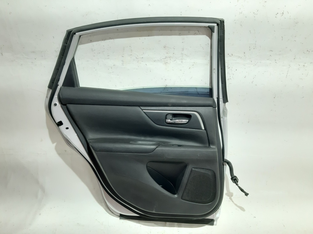 Altima. Двері задні ліві в зборі Nissan Altima 2011-2018 821013TA0D Nissan Altima