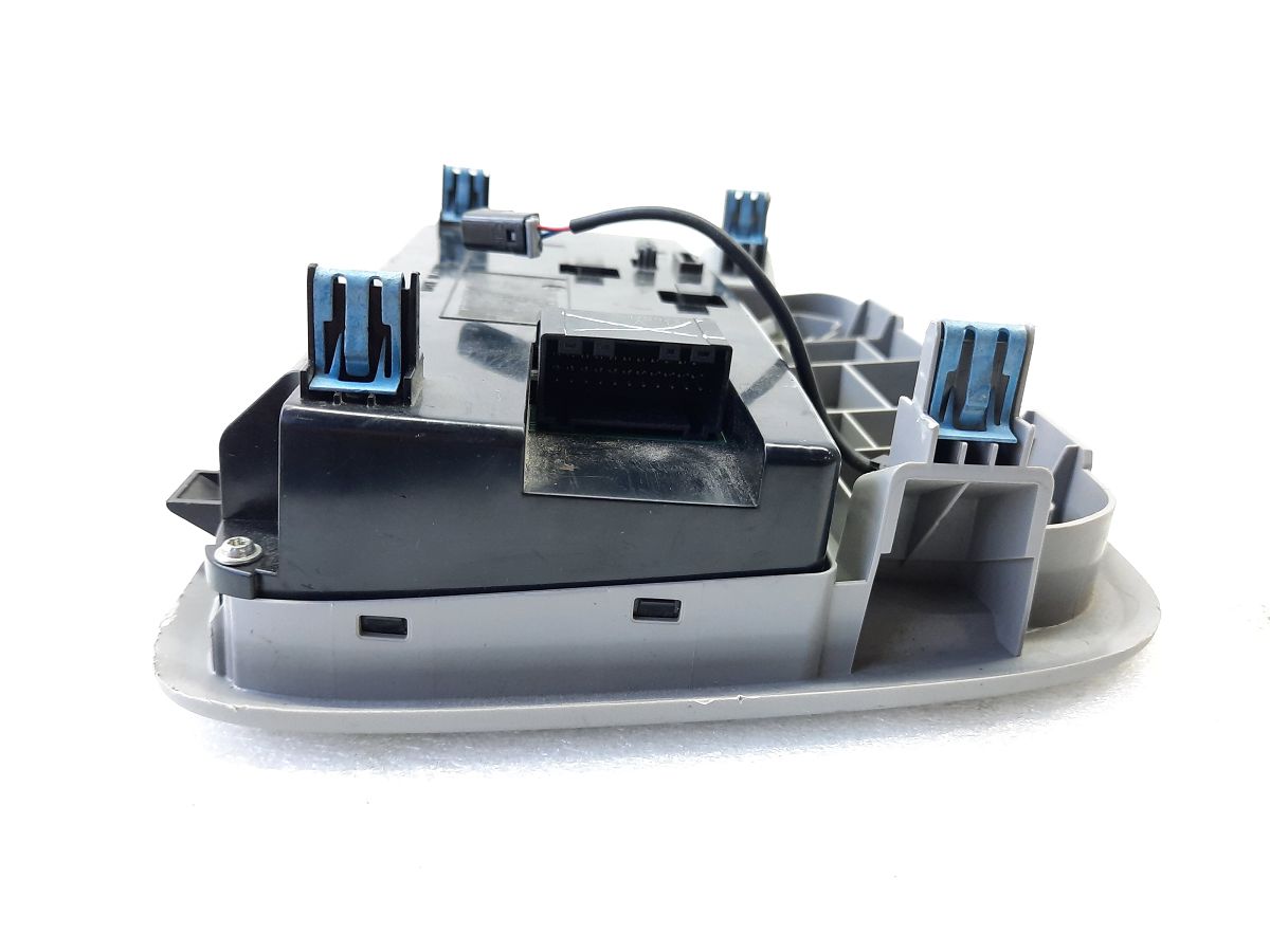 Malibu Плафон передній стельовий Chevrolet Malibu 2016-2018 84907426 Chevrolet Malibu 9