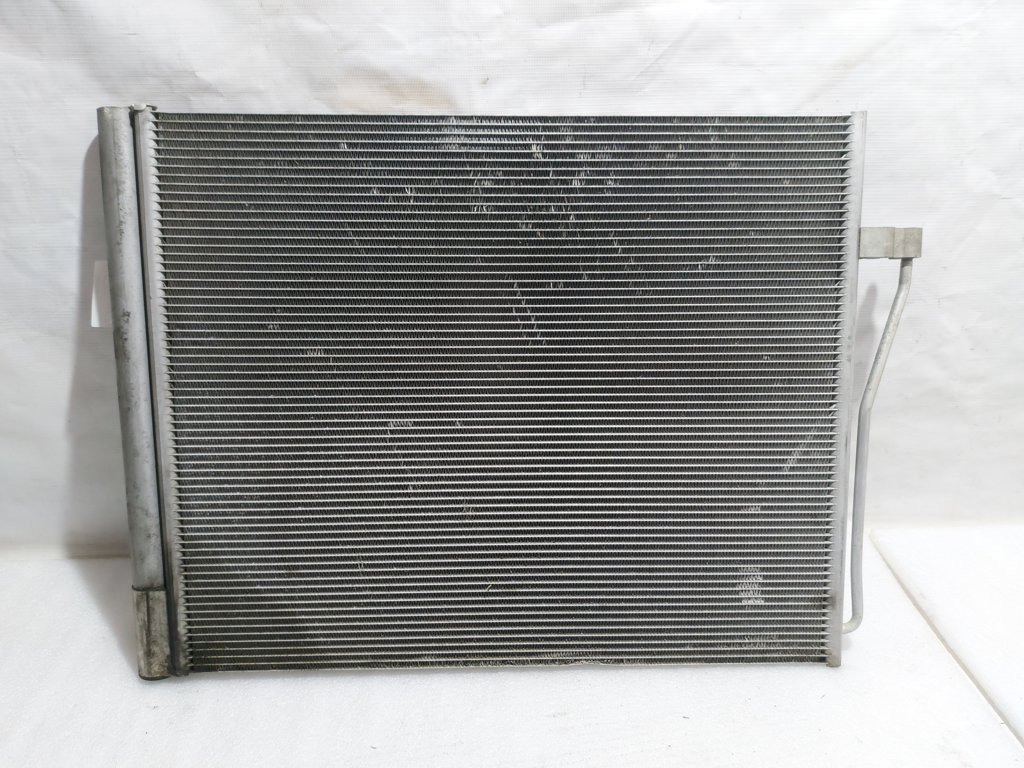 7 series Радіатор кондиціонера BMW 7 2012 17117639066 BMW 7 5